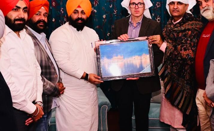 ਨੌਵੇਂ ਪਾਤਸ਼ਾਹ ਦਾ 350ਵਾਂ ਸ਼ਹੀਦੀ ਦਿਹਾੜਾ: ਹਰਜੋਤ ਸਿੰਘ ਬੈਂਸ ਨੇ ਜੰਮੂ-ਕਸ਼ਮੀਰ ਦੇ ਮੁੱਖ ਮੰਤਰੀ ਨਾਲ ਕੀਤੀ ਮੁਲਾਕਾਤ, ਸਮਾਗਮਾਂ ਵਿੱਚ ਸ਼ਾਮਲ ਹੋਣ ਦਾ ਦਿੱਤਾ ਸੱਦਾ