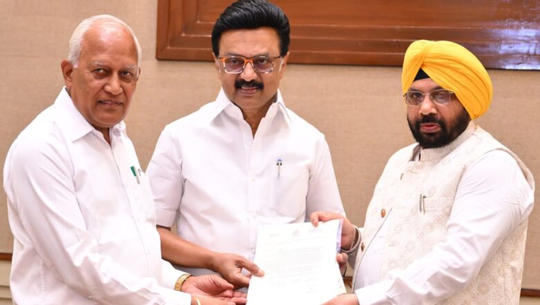 ਹਰਭਜਨ ਸਿੰਘ ਈ.ਟੀ.ਓ ਅਤੇ ਬਰਿੰਦਰ ਕੁਮਾਰ ਗੋਇਲ ਵੱਲੋਂ ਤਾਮਿਲਨਾਡੂ ਦੇ ਮੁੱਖ ਮੰਤਰੀ ਐਮ.ਕੇ ਸਟਾਲਿਨ ਨਾਲ ਮੁਲਾਕਾਤ