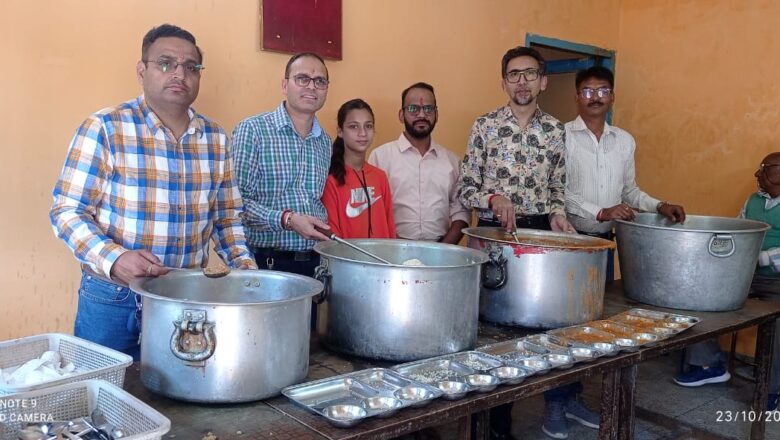 ਨਕੋੜਾ ਪਾਸ਼ਰਵ ਭੈਰਵ ਪਰਿਵਾਰ ਵੱਲੋਂ ਸਾਂਝੀ ਰਸੋਈ ਪ੍ਰੋਜੈਕਟ ‘ਚ 5,100 ਰੁਪਏ ਦਾ ਯੋਗਦਾਨ