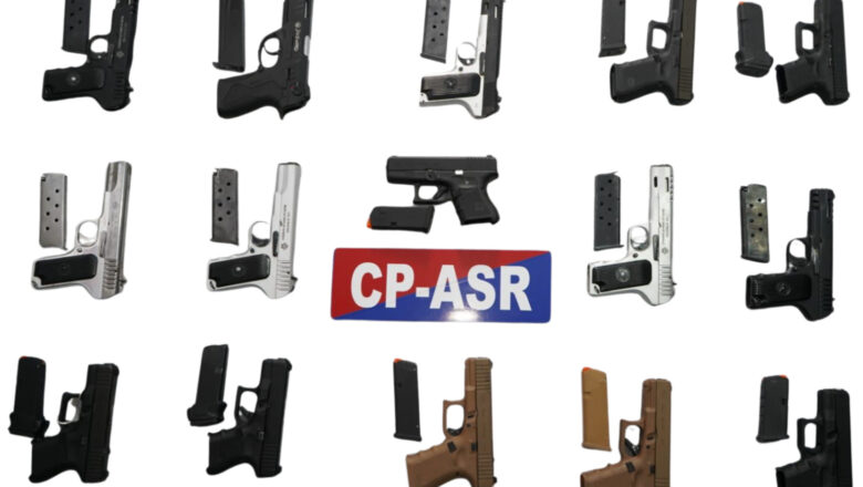 ਅੰਮ੍ਰਿਤਸਰ ਵਿੱਚ ਇੱਕ ਨਾਬਾਲਗ ਸਮੇਤ ਸੱਤ ਵਿਅਕਤੀ 15 ਆਧੁਨਿਕ ਪਿਸਤੌਲਾਂ ਨਾਲ ਗ੍ਰਿਫ਼ਤਾਰ