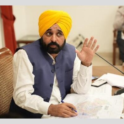 ਹੁਣ ਧਿਆਨ ਨੌਕਰੀਆਂ ਦੇਣ ‘ਤੇ ਹੈ, ਨਾ ਕਿ ਉਨ੍ਹਾਂ ਦੀ ਭਾਲ ‘ਤੇ— ਮੁੱਖ ਮੰਤਰੀ ਮਾਨ ਦੇ ‘ਬਿਜ਼ਨਸ ਕਲਾਸ’ ਨੇ ਪੰਜਾਬ ਨੂੰ ‘ਸਟਾਰਟਅੱਪ ਸਟੇਟ’ ਬਣਾ ਦਿੱਤਾ ਹੈ!’ ਡਿਗਰੀ ਨਾਲ ਕਮਾਈ’ ਦੀ ਗਰੰਟੀ