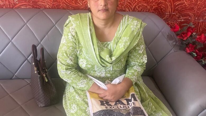 ਡਾ.ਹਰਜਿੰਦਰ ਸਿੰਘ ਬੇਦੀ ਵਧੀਕ ਡਿਪਟੀ ਕਮਿਸ਼ਨਰ (ਜ) ਵੱਲੋ ਨੇਕ ਉਪਰਾਲਾ – ਲੜਕੀ ਨੂੰ ਉਚੇਰੀ ਸਿੱਖਿਆ ਪ੍ਰਦਾਨ ਕਰਵਾਉਣ ਲਈ ਐੱਮ.ਕਾਮ ਵਿੱਚ ਐਡਮਿਸ਼ਨ ਕਰਵਾਈ