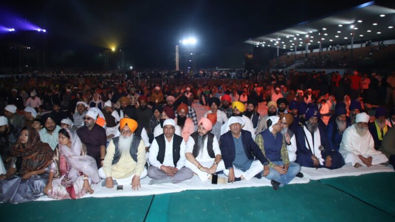 ਹੁਸ਼ਿਆਰਪੁਰ ਵਿਖੇ ‘ਹਿੰਦ ਦੀ ਚਾਦਰ’ ਵਿਲੱਖਣ ਲਾਈਟ ਐਂਡ ਸਾਊਂਡ ਸ਼ੋਅ ਦੀ ਹੋਈ ਸ਼ਾਨਦਾਰ ਪੇਸ਼ਕਾਰੀ