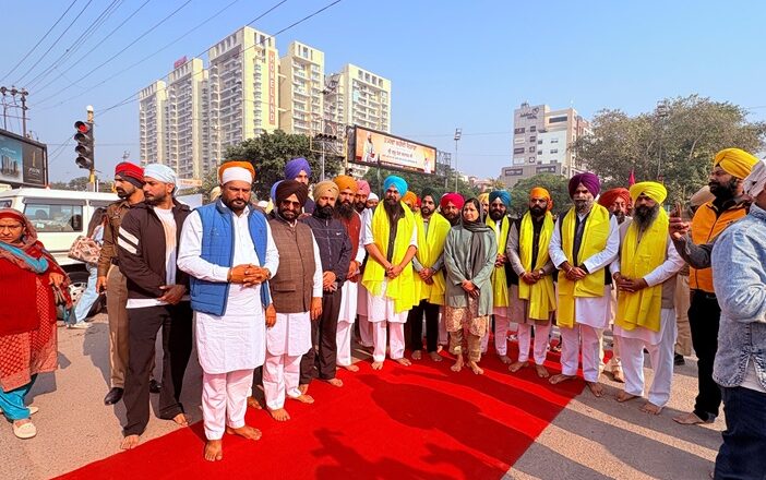 ਤਲਵੰਡੀ ਸਾਬੋ ਤੋਂ ਮੋਹਾਲੀ ਪੁੱਜੇ ਨਗਰ ਕੀਰਤਨ ਨੂੰ ਪੂਰਣ ਸ਼ਰਧਾ ਤੇ ਸਤਿਕਾਰ ਸਹਿਤ ਅਨੰਦਪੁਰ ਸਾਹਿਬ ਲਈ ਰਵਾਨਾ ਕੀਤਾ ਗਿਆ