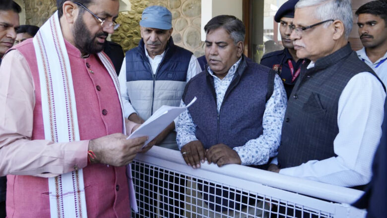 मुख्यमंत्री नायब सिंह सैनी ने ‘म्हारी सड़क ऐप’ की शिकायतों पर लिया संज्ञान, 19 कार्यकारी अभियंताओं पर विभागीय कार्रवाई के दिए निर्देश