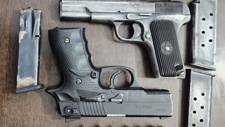 ਬਟਾਲਾ ਤੋਂ ਜੱਗੂ ਭਗਵਾਨਪੁਰੀਆ ਗੈਂਗ ਦਾ ਸਰਗਰਮ ਮੈਂਬਰ ਗ੍ਰਿਫ਼ਤਾਰ; ਦੋ ਆਧੁਨਿਕ ਪਿਸਤੌਲ ਬਰਾਮਦ