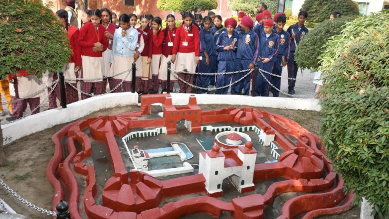 ਸਟੂਡੈਂਟ ਪੁਲਿਸ ਕੈਡਿਟ ਸਕੀਮ ਤਹਿਤ 450 ਵਿਦਿਆਰਥੀਆਂ ਨੂੰ ਪੀਪੀਏ ਫਿਲੌਰ ਦਾ ਟੂਰ ਕਰਵਾਇਆ