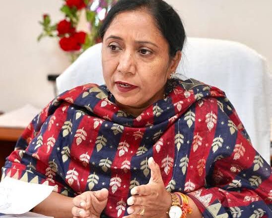 ਦੇਸ਼ ਵਿੱਚ ਪਹਿਲੀ ਵਾਰ! ਮਾਨ ਸਰਕਾਰ ਨੇ ਮੁਫ਼ਤ ਪੈਡ ਵੰਡ ‘ਤੇ ₹54 ਕਰੋੜ ਕੀਤੇ ਖਰਚ , ਪਿਛਲੀਆਂ ਸਰਕਾਰਾਂ ਦੀਆਂ ਕਾਗਜ਼ੀ ਯੋਜਨਾਵਾਂ ਹਮੇਸ਼ਾ ਲਈ ਹੋਈਆਂ ਖਤਮ