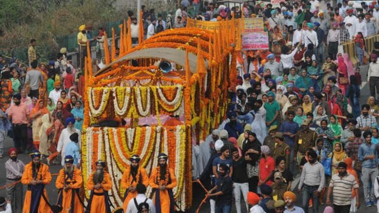 ਗੁਰੂ ਤੇਗ ਬਹਾਦਰ ਜੀ ਦੀ ਮਹਾਨ ਸ਼ਹਾਦਤ ਨੂੰ ਪ੍ਰਣਾਮ! ਚਾਰੇ ਪਾਸਿਆਂ ਤੋਂ ਨਗਰ ਕੀਰਤਨ ਸ੍ਰੀ ਆਨੰਦਪੁਰ ਸਾਹਿਬ ਵਿੱਚ ਹੋਏ ਸਮਾਪਤ, ਪਵਿੱਤਰ ਸ਼ਹਿਰ ਹੋਇਆ ਸ਼ਰਧਾ ਵਿੱਚ ਲੀਨ