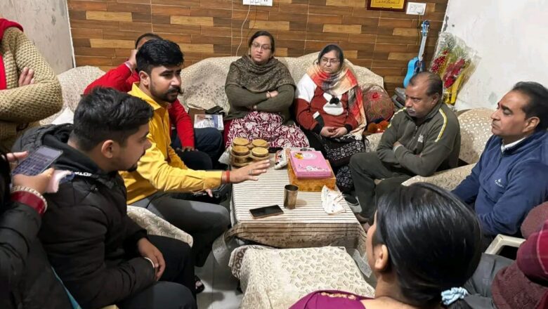 ਵਿਧਾਇਕ ਸ਼ੈਰੀ ਕਲਸੀ ਦੀ ਅਗਵਾਈ ਵਿੱਚ ਸ਼ਹਿਰ ਵਾਸੀਆਂ ਦੀਆਂ ਮੁਸ਼ਕਿਲਾਂ ਕੀਤੀਆਂ ਜਾ ਰਹੀਆਂ ਨੇ ਹੱਲ- ਚੇਅਰਮੈਨ ਮਾਨਿਕ ਮਹਿਤਾ