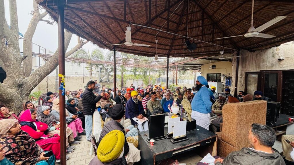 1e611097 bae7 4418 8de5 9b437b3c9895