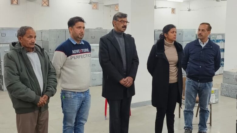 ਜ਼ਿਲ੍ਹਾ ਚੋਣ ਅਫ਼ਸਰ ਨੇ ਈ.ਵੀ.ਐਮ ਵੇਅਰਹਾਊਸ ਦੀ ਕੀਤੀ ਤਿਮਾਹੀ ਪੜਤਾਲ