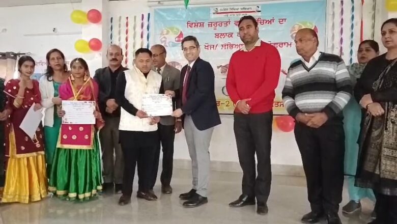 ਜ਼ਿਲ੍ਹਾ ਕਾਨੂੰਨੀ ਸੇਵਾਵਾਂ ਅਥਾਰਟੀ ਵੱਲੋਂ ਦਿਵਿਆਂਗ ਦਿਵਸ ਮਨਾਇਆ ਗਿਆ-   ਸ੍ਰੀ ਹਿਮਾਂਸ਼ੂ ਅਰੋੜਾ, ਸੀ.ਜੇ.ਐੱਮ/ਸਕੱਤਰ