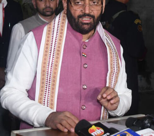 सरकार हर विषय और बिन्दु पर चर्चा के लिए तैयार – मुख्यमंत्री