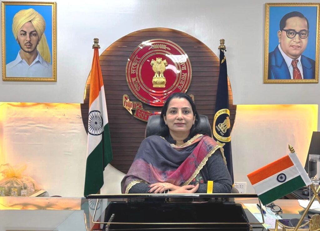 DM Mansa Mrs Navjot Kaur IAS (2)