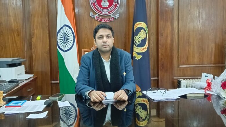 ਜ਼ਿਲ੍ਹਾ ਮੈਜਿਸਟਰੇਟ ਵੱਲੋਂ ਚੋਣਾਂ ਦੌਰਾਨ ਪਿੰਡ ਤੋਂ ਬਾਹਰੋਂ ਆਉਣ ਵਾਲੇ ਵਿਅਕਤੀਆਂ ’ਤੇ ਲਗਾਈ ਪੂਰਨ ਪਾਬੰਦੀ