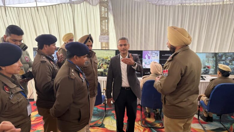 ਸ਼ਹੀਦੀ ਸਭਾ: ਡੀਜੀਪੀ ਗੌਰਵ ਯਾਦਵ ਗੁਰਦੁਆਰਾ ਸ੍ਰੀ ਫ਼ਤਹਿਗੜ੍ਹ ਸਾਹਿਬ ਵਿਖੇ ਹੋਏ ਨਤਮਸਤਕ, ਸੁਰੱਖਿਆ ਪ੍ਰਬੰਧਾਂ ਦਾ ਲਿਆ ਜਾਇਜ਼ਾ