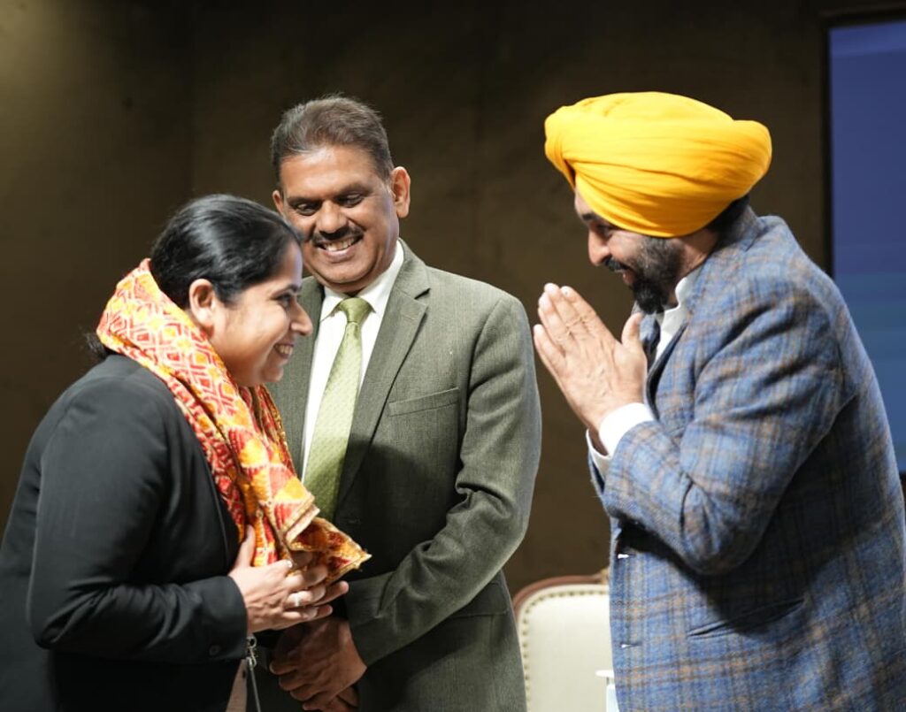 WhatsApp Image 2025 12 24 at 5.55.20 PM (2)