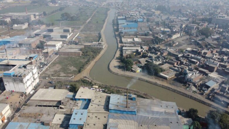 ਆਪ ਸਰਕਾਰ ਬਦਲਾਅ ਲਿਆਉਂਦੀ ਹੈ: ਸੰਸਦ ਮੈਂਬਰ ਸੰਤ ਸੀਚੇਵਾਲ ਦੀ ਅਗਵਾਈ ਹੇਠ, ਬੁੱਢਾ ਦਰਿਆ ਮੁੜ ਹੋਇਆ ਜੀਵਤ — ਪਾਣੀ ਨੂੰ ਸਾਫ਼ ਕਰਾ ਬਣਾਇਆ ਕਿਸ਼ਤੀਆਂ ਦੇ ਕਾਬਿਲ