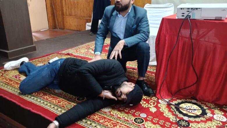 ‘ਯੁਵਾ ਮਿੱਤਰ’ ਸਕੀਮ ਤਹਿਤ ਚੌਥੇ ਦਿਨ ਵਲੰਟੀਅਰਾਂ ਨੂੰ ਦਿੱਤੀ ਹੜ ਅਤੇ ਅੱਗ ਵਰਗੀਆਂ ਗੰਭੀਰ ਆਪਦਾਵਾਂ ਨਾਲ ਨਜਿੱਠਣ ਦੀ ਟ੍ਰੇਨਿੰਗ