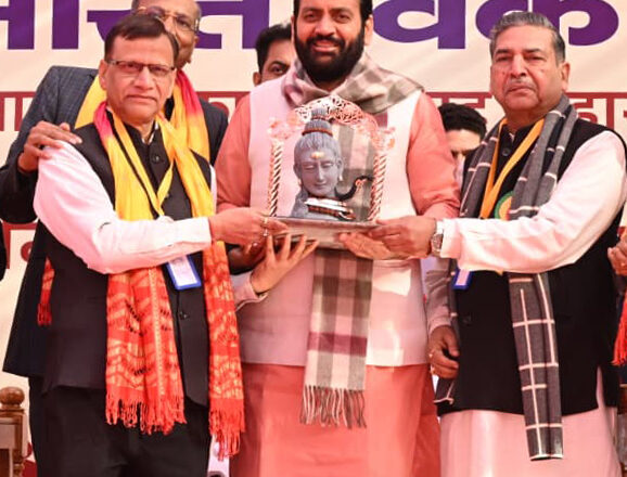 राष्ट्रीय युवा दिवस पर मुख्यमंत्री ने स्वामी विवेकानंद को किया नमन