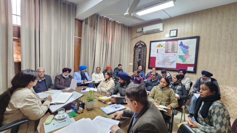 ਹੋਲਾ ਮਹੱਲਾ ਦੇ ਸੰਬੰਧ ‘ਚ ਸਿਵਲ ਸਰਜਨ ਨੇ ਸਮੂਹ ਸੀਨੀਅਰ ਮੈਡੀਕਲ ਅਫਸਰ ਨਾਲ ਪ੍ਰਬੰਧਾਂ ਸਬੰਧੀ ਕੀਤੀ ਮੀਟਿੰਗ 