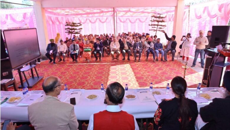 ਨਾਬਾਰਡ ਦੇ ਡਿਪਟੀ ਮੈਨੇਜਿੰਗ ਡਾਇਰੈਕਟਰ ਵੱਲੋਂ ਨਾਬਾਰਡ ਅਧੀਨ ਵੱਖ-ਵੱਖ ਕਾਰਜਾਂ ਦੀ ਸਮੀਖਿਆ