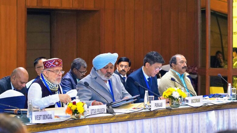 ਵਿੱਤ ਮੰਤਰੀ ਹਰਪਾਲ ਸਿੰਘ ਚੀਮਾ ਨੇ 2025 ਵਿੱਚ ਸਰਹੱਦੀ ਤਣਾਅ ਅਤੇ ਹੜ੍ਹਾਂ ਦੀ ਤਬਾਹੀ ਦੀ ਦੋਹਰੀ ਮਾਰ ਦਾ ਹਵਾਲਾ ਦਿੰਦਿਆਂ ਕੇਂਦਰ ਸਰਕਾਰ ਤੋਂ ਵਿਸ਼ੇਸ਼ ਵਿੱਤੀ ਪੈਕੇਜ ਦੀ ਮੰਗ ਕੀਤੀ