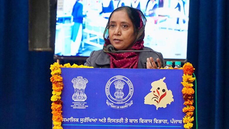 ਪੰਜਾਬ ਸਰਕਾਰ ਵੱਲੋਂ ਬਜ਼ੁਰਗਾਂ ਨੂੰ ਉਨ੍ਹਾਂ ਦੀਆਂ ਬਰੂਹਾਂ ‘ਤੇ ਸੇਵਾਵਾਂ ਪ੍ਰਦਾਨ ਕਰਨ ਲਈ ‘ਸਾਡੇ ਬਜ਼ੁਰਗ, ਸਾਡਾ ਮਾਣ’ ਮੁਹਿੰਮ ਦੇ ਦੂਜੇ ਪੜਾਅ ਦੀ ਸ਼ੁਰੂਆਤ: ਡਾ. ਬਲਜੀਤ ਕੌਰ