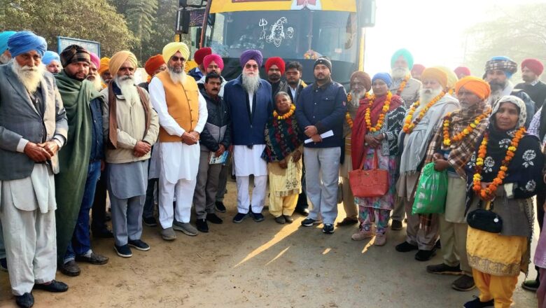 ਸਪੀਕਰ ਸ.ਸੰਧਵਾਂ ਵੱਲੋਂ ਪਿੰਡ ਬੀੜ ਚਹਿਲ ਵਿਖੇ ਮੁੱਖ ਮੰਤਰੀ ਤੀਰਥ ਯਾਤਰਾ ਤਹਿਤ ਬੱਸ ਰਵਾਨਾ