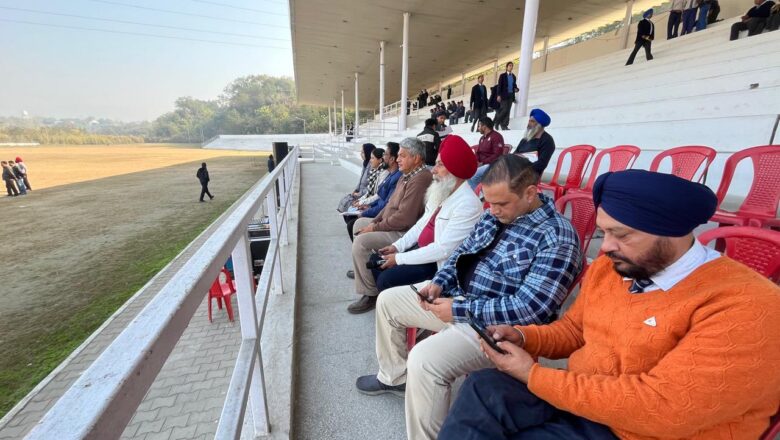 ਗਣਤੰਤਰ ਦਿਵਸ ਦੀ ਰਿਹਸਲ ਵਿੱਚ ਵਿਦਿਆਰਥੀਆਂ ਨੇ ਦਿੱਤੀਆਂ ਸੱਭਿਆਚਾਰਕ ਪੇਸ਼ਕਾਰੀਆਂ