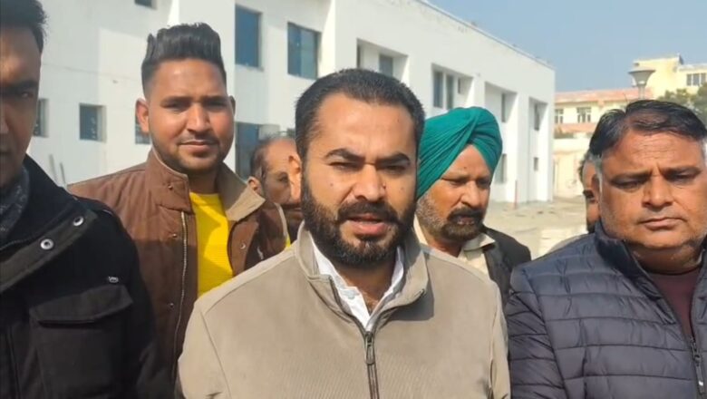 23 ਕਰੋੜ ਦੀ ਲਾਗਤ ਨਾਲ ਬਣ ਰਹੇ 50 ਬੈਡ ਸੀ.ਸੀ.ਯੂ. ਹਸਪਤਾਲ ਦਾ ਲਿਆ ਜਾਇਜ਼ਾ, ਜਲਦੀ ਕੰਮ ਹੋਵੇਗਾ ਪੂਰਾ- ਵਿਧਾਇਕ ਨਰਿੰਦਰ ਪਾਲ ਸਿੰਘ ਸਵਨਾ
