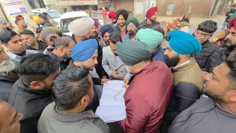 ਧੂਰੀ ਸ਼ਹਿਰ ਦੇ ਸੁੰਦਰੀਕਰਨ ਲਈ 4 ਕਰੋੜ ਰੁਪਏ ਦੇ ਕੰਮਾਂ ਦੀ ਓ.ਐਸ.ਡੀ ਸੁਖਵੀਰ ਸਿੰਘ ਨੇ ਕਰਵਾਈ ਸ਼ੁਰੂਆਤ