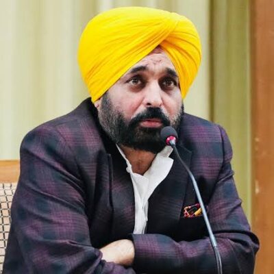 ਭਗਵੰਤ ਮਾਨ ਸਰਕਾਰ ਨੇ ਪੰਜਾਬ ਦੀਆਂ ਬੱਸ ਸੇਵਾਵਾਂ ਨੂੰ ਆਧੁਨਿਕ ਬਣਾਉਣ ਲਈ ਡਿਜੀਟਲ ਇਲੈਕਟ੍ਰਾਨਿਕ ਟਿਕਟਿੰਗ ਮਸ਼ੀਨਾਂ ਦੀ ਸ਼ੁਰੂਆਤ ਕਰਨ ਸਬੰਧੀ ਚੁੱਕਿਆ ਫੈਸਲਾਕੁੰਨ ਕਦਮ