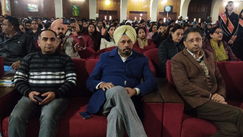 16ਵੇਂ ਕੌਮੀ ਵੋਟਰ ਦਿਵਸ ਮੌਕੇ ਲੁਧਿਆਣਾ ਨੂੰ ਉੱਤਮ ਚੋਣ ਜ਼ਿਲ੍ਹਾ ਪੁਰਸਕਾਰ ਨਾਲ ਨਿਵਾਜਿਆ