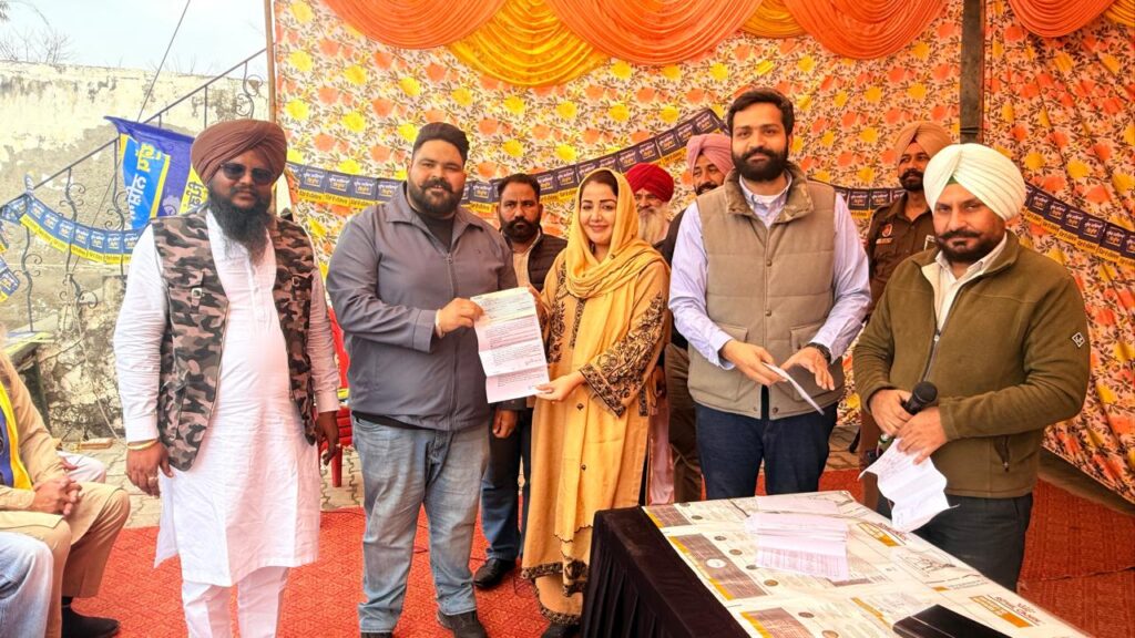 01 Feb PN 1 Yudh Nasha Sonia Maan (6)