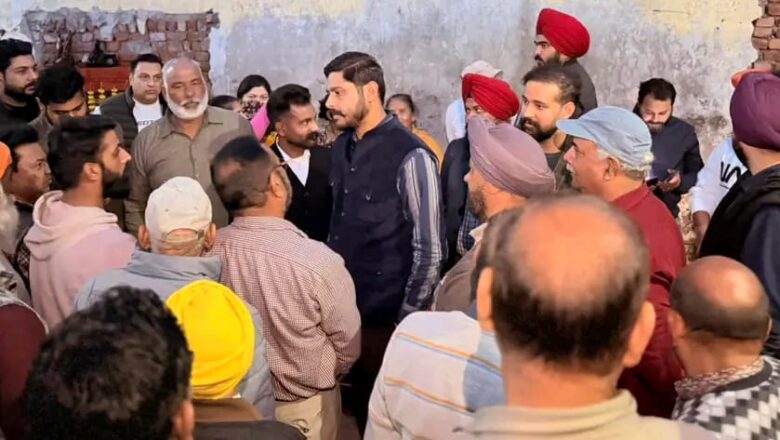 ਵਿਧਾਇਕ ਸ਼ੈਰੀ ਕਲਸੀ ਨੇ ਵਾਰਡ ਨੰਬਰ 45 ਵਿਖੇ ਵਿਕਾਸ ਕਾਰਜਾਂ ਦਾ ਰੱਖਿਆ ਨੀਂਹ ਪੱਥਰ