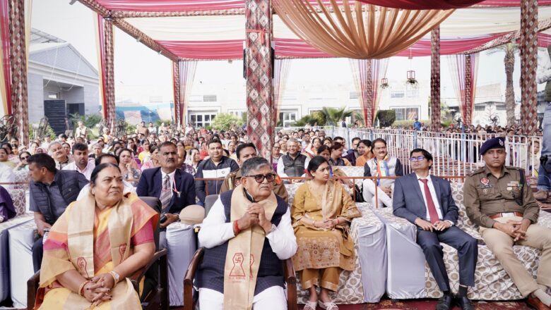 ਜੈਨ ਭਗਵਤੀ ਦੀਕਸ਼ਾ ਸਮਾਰੋਹ ਵਿੱਚ ਪੰਜਾਬ ਦੇ ਰਾਜਪਾਲ ਗੁਲਾਬ ਚੰਦ ਕਟਾਰੀਆ ਨੇ ਕੀਤੀ ਸ਼ਿਰਕਤ