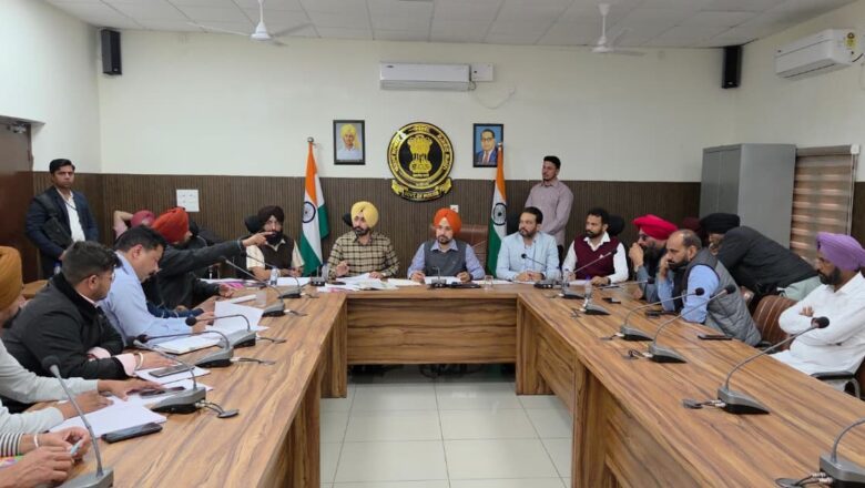 ਮੁੱਖ ਮੰਤਰੀ ਦੇ ਓ.ਐਸ.ਡੀ. ਸੁਖਵੀਰ ਸਿੰਘ ਵੱਲੋਂ ਧੂਰੀ ਹਲਕੇ ਦੇ ਸਰਪੰਚਾਂ ਨਾਲ ਬੈਠਕ