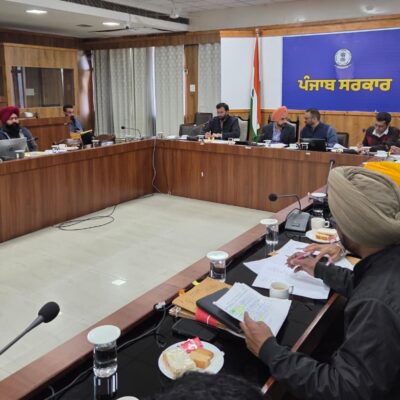 ਮੁੱਖ ਮੰਤਰੀ ਦੇ ਓ.ਐਸ.ਡੀ. ਸੁਖਵੀਰ ਸਿੰਘ ਵੱਲੋਂ ਧੂਰੀ ਸ਼ਹਿਰ ਦੇ 52 ਕਰੋੜ ਰੁਪਏ ਦੇ ਵਿਕਾਸ ਕਾਰਜਾਂ ਦੀ ਸਮੀਖਿਆ