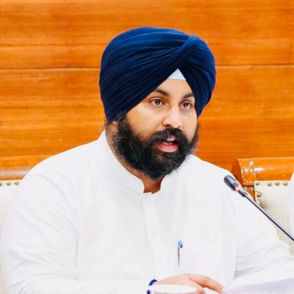 ਪੰਜਾਬ ਸਰਕਾਰ ਵੱਲੋਂ ਸਤਲੁਜ ਅਤੇ ਸਵਾਂ ਦਰਿਆ ਦੇ ਇਲਾਕਿਆਂ ਲਈ 52 ਕਰੋੜ ਰੁਪਏ ਦੀ ਵਿਆਪਕ ਹੜ੍ਹ ਸੁਰੱਖਿਆ ਯੋਜਨਾ ਨੂੰ ਪ੍ਰਵਾਨਗੀ: ਹਰਜੋਤ ਸਿੰਘ ਬੈਂਸ