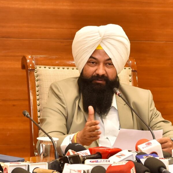 ਜਸਵੀਰ ਸਿੰਘ ਗੜ੍ਹੀ ਵੱਲੋਂ ਪੰਜਾਬ ਪੁਲਿਸ ਅਧਿਕਾਰੀਆਂ ਨੂੰ ਐਸ.ਸੀ.ਐਸ.ਟੀ.ਐਕਟ ਬਾਰੇ ਟ੍ਰੇਨਿੰਗ ਪ੍ਰਕਿਰਿਆ ਨੂੰ ਹੋਰ ਤੇਜ਼ ਕਰਨ ਦੇ ਹੁਕਮ