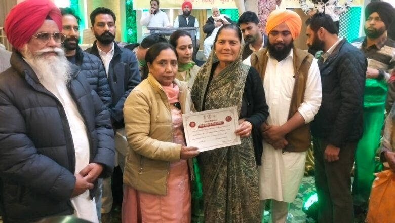 ਕੈਬਨਿਟ ਮੰਤਰੀ ਡਾ. ਬਲਜੀਤ ਕੌਰ ਵੱਲੋਂ ਬਜ਼ੁਰਗਾਂ ਦਾ ਸਨਮਾਨ