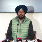 ਆਪ ਪੰਜਾਬ ਨੇ ਮੋਦੀ-ਟਰੰਪ ਦੇ ‘ਗੁਪਤ ਸੌਦੇ’ ‘ਤੇ ਭਾਜਪਾ ਦੀ ਕੀਤੀ ਨਿੰਦਾ, ਕਿਹਾ- ਇਹ ਸੌਦਾ ਭਾਰਤੀ ਕਿਸਾਨਾਂ ਨੂੰ ਤਬਾਹ ਕਰ ਦੇਵੇਗਾ ਅਤੇ ਦੇਸ਼ ਦੇ ਬਾਜ਼ਾਰ ਅਮਰੀਕਾ ਨੂੰ ਸੌਂਪ ਦੇਵੇਗਾ