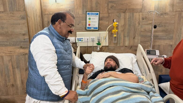 ਕੈਪਟਨ ਅਮਰਿੰਦਰ ਸਿੰਘ ਜੀ ਦੀ ਸਿਹਤ ਦਾ ਹਾਲ ਜਾਣਨ ਲਈ ਅਸ਼ਵਨੀ ਸ਼ਰਮਾ ਨੇ ਕੀਤੀ ਮੁਲਾਕਾਤ