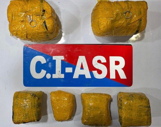 ਨਸ਼ਾ ਤਸਕਰੀ ਨਾਲ ਸਬੰਧਤ ਨੈੱਟਵਰਕ ਦੇ ਤਿੰਨ ਕਾਰਕੁੰਨ 6 ਕਿਲੋ ਹੈਰੋਇਨ ਅਤੇ 6 ਕਿਲੋ ਆਈਸੀਈ  ਸਮੇਤ ਅੰਮ੍ਰਿਤਸਰ ਤੋਂ ਕਾਬੂ