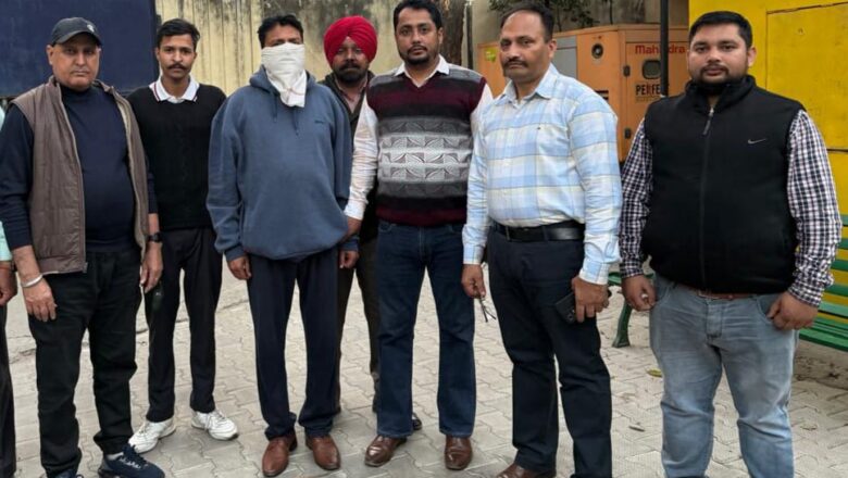 ਵਿਜੀਲੈਂਸ ਬਿਊਰੋ ਨੇ ਏਐਸਆਈ ਨੂੰ 15000 ਰੁਪਏ ਰਿਸ਼ਵਤ ਲੈਂਦਿਆਂ ਰੰਗੇ ਹੱਥੀਂ ਕਾਬੂ ਕੀਤਾ