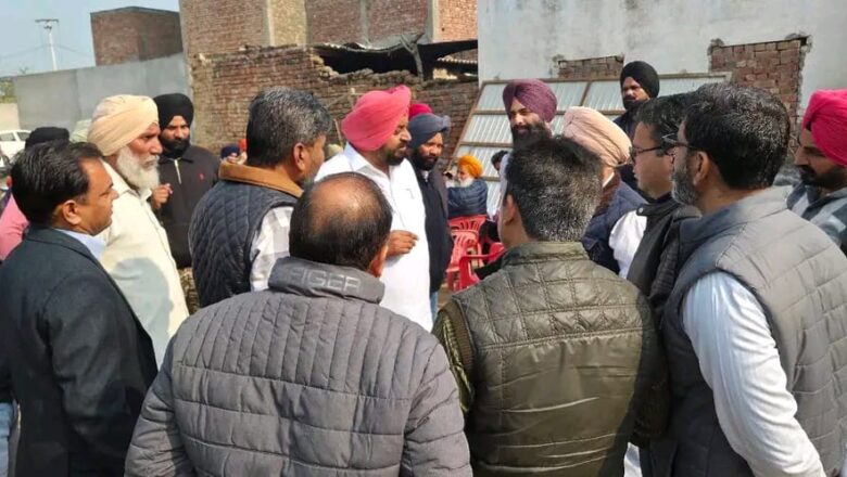 ਵਿਧਾਇਕ ਗੁਰਦੀਪ ਸਿੰਘ ਰੰਧਾਵਾ ਨੇ ਹਲਕਾ ਵਾਸੀਆਂ ਦੀ ਮੁਸ਼ਕਿਲਾਂ ਸੁਣਕੇ ਕੀਤੀਆਂ ਹੱਲ