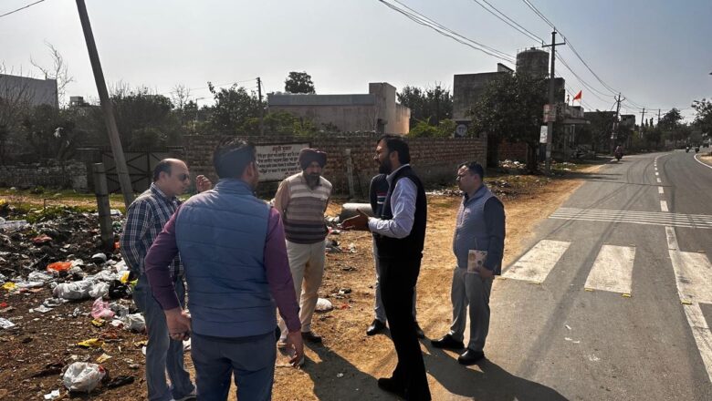 ਐਸ.ਡੀ.ਐਮ. ਧੂਰੀ ਰਿਸ਼ਭ ਬਾਂਸਲ ਵੱਲੋਂ ਸ਼ਹਿਰ ਦੇ ਸਫ਼ਾਈ ਪ੍ਰਬੰਧਾਂ ਦਾ ਮੌਕੇ ’ਤੇ ਜਾ ਕੇ ਜਾਇਜ਼ਾ