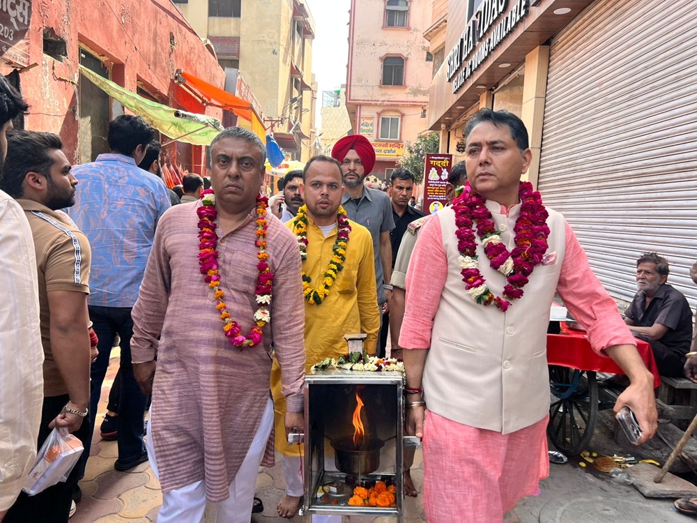 54a9a3e2 749c 48bb b1cf fddf3fcbe15e